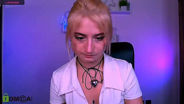 Snapshot of melisa_white1 chatting on 15, 7, 2026 melisa white1 online show from 15, 7, 2026