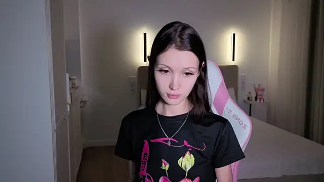 sweetiebones online show from 21, 7, 2026