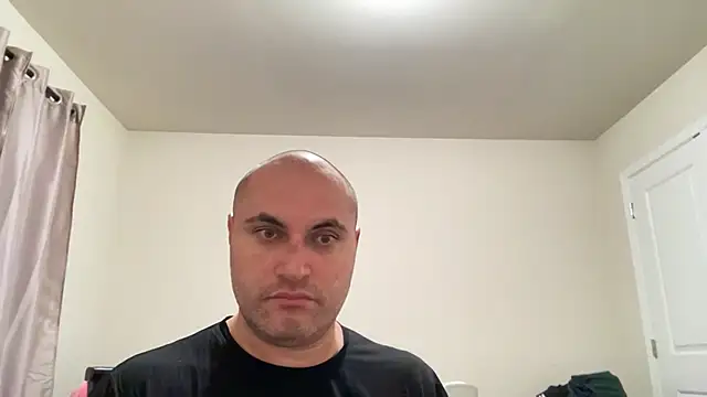 SluggishChase99 online show from 26, 4, 2026