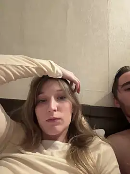  Lora Palmer online show from 20, 12, 2024