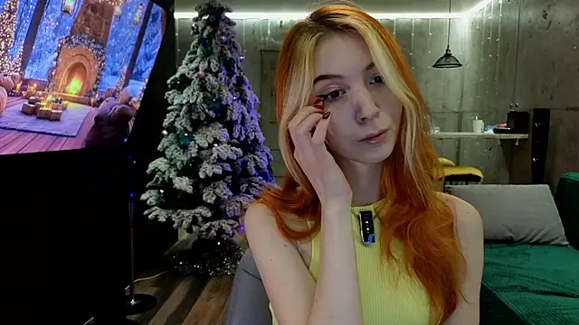 Snapshot of izi-fox chatting on 19, 12, 2024 izi-fox online show from 19, 12, 2024