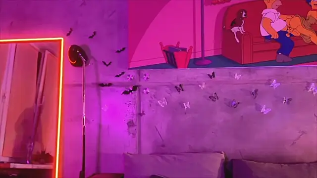 Snapshot of izi-fox chatting on 14, 2, 2025 izi-fox online show from 14, 2, 2025