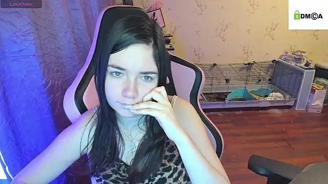 Crazy forest fairy online show from 16, 10, 2025