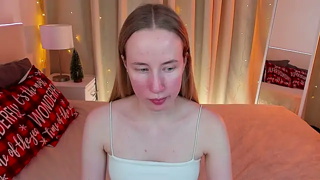 Snapshot of Cassie_Kelman chatting on 6, 1, 2025 Cassie Kelman online show from 6, 1, 2025