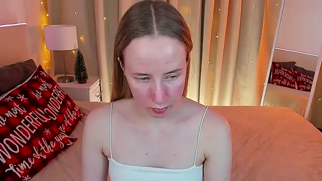 Snapshot of Cassie_Kelman chatting on 6, 1, 2025 Cassie Kelman online show from 6, 1, 2025