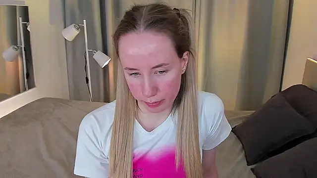 Snapshot of Cassie_Kelman chatting on 31, 1, 2025 Cassie Kelman online show from 31, 1, 2025