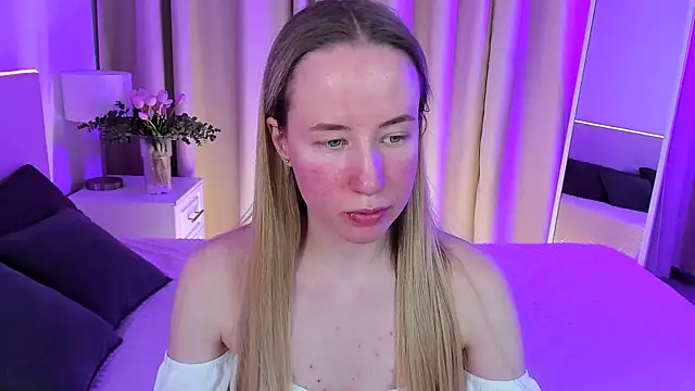 Snapshot of Cassie_Kelman chatting on 1, 2, 2025 Cassie Kelman online show from 1, 2, 2025