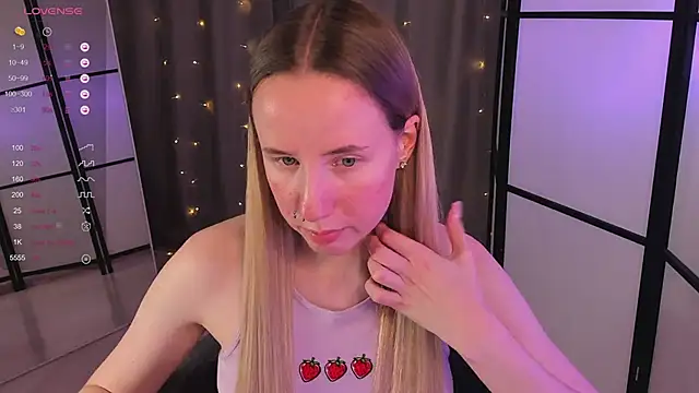 Snapshot of Cassie_Kelman chatting on 22, 2, 2025 Cassie Kelman online show from 22, 2, 2025