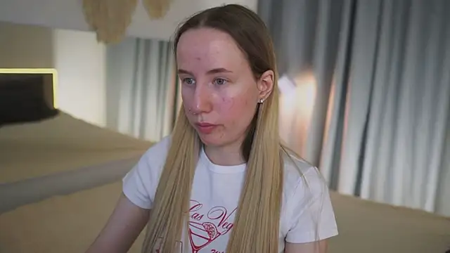 Snapshot of Cassie_Kelman chatting on 5, 3, 2025 Cassie Kelman online show from 5, 3, 2025