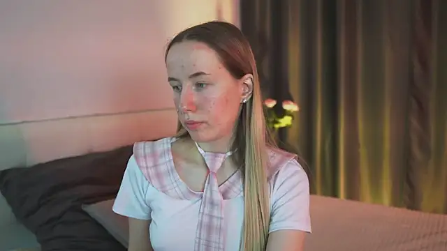 Snapshot of Cassie_Kelman chatting on 6, 3, 2025 Cassie Kelman online show from 6, 3, 2025