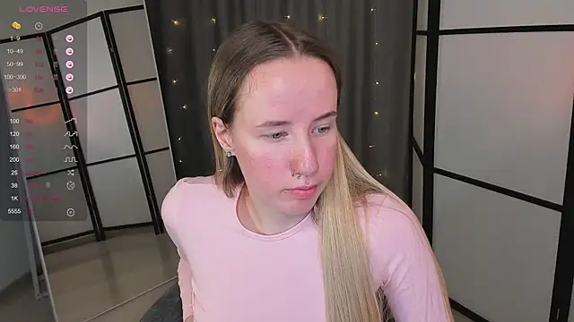 Snapshot of Cassie_Kelman chatting on 22, 3, 2025 Cassie Kelman online show from 22, 3, 2025