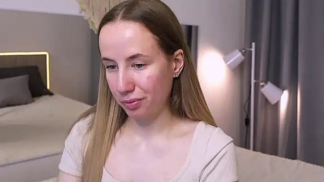 Snapshot of Cassie_Kelman chatting on 21, 9, 2025 Cassie Kelman online show from 21, 9, 2025