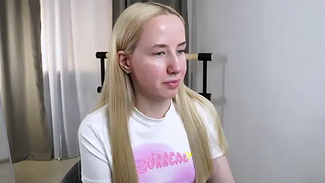 Snapshot of Cassie_Kelman chatting on 8, 11, 2025 Cassie Kelman online show from 8, 11, 2025