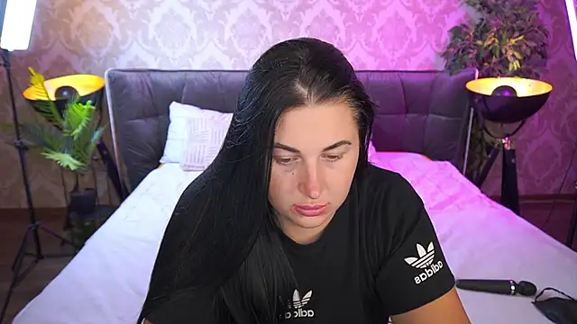 ArianaDarkk online show from 8, 9, 2025