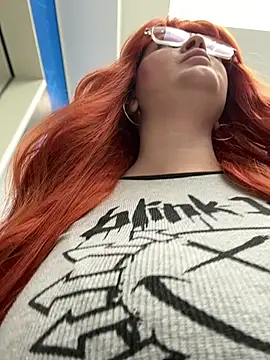 Teya moon  online show from 18, 6, 2026