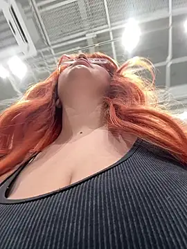 Teya moon  online show from 25, 6, 2026