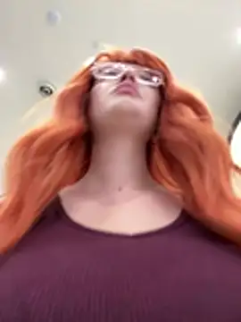 Teya moon  online show from 26, 6, 2026