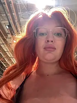 Teya moon  online show from 5, 7, 2026