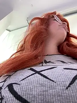 Teya moon  online show from 10, 7, 2026
