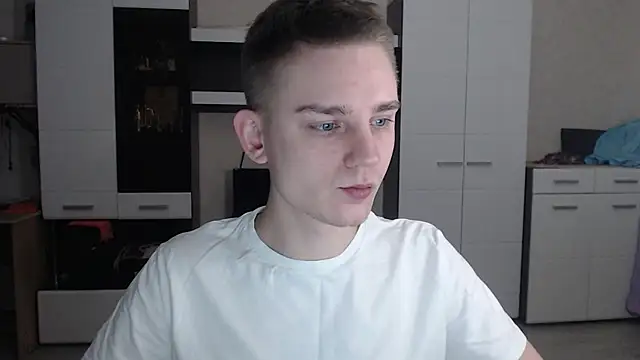 angryzan online show from 23, 1, 2025