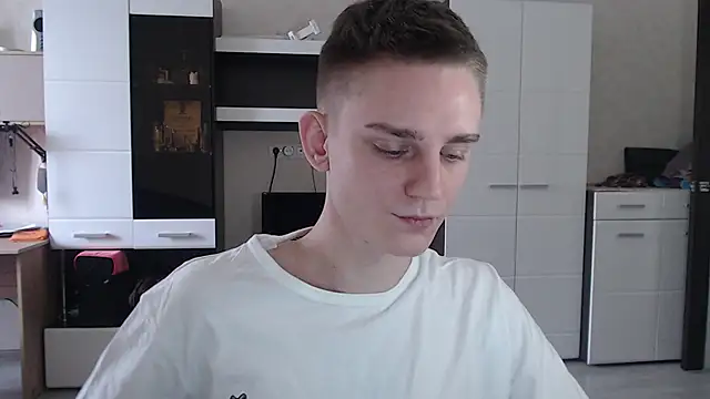 angryzan online show from 24, 1, 2025