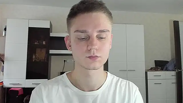 angryzan online show from 28, 1, 2025