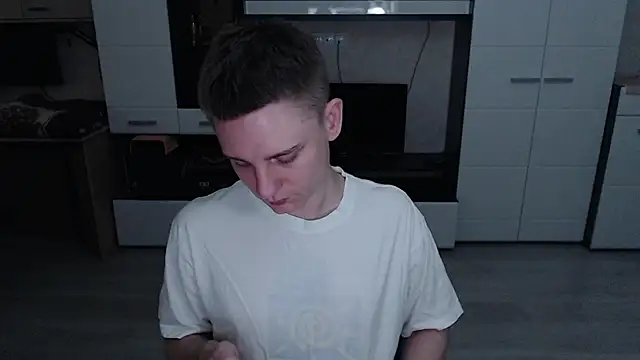 angryzan online show from 17, 10, 2025