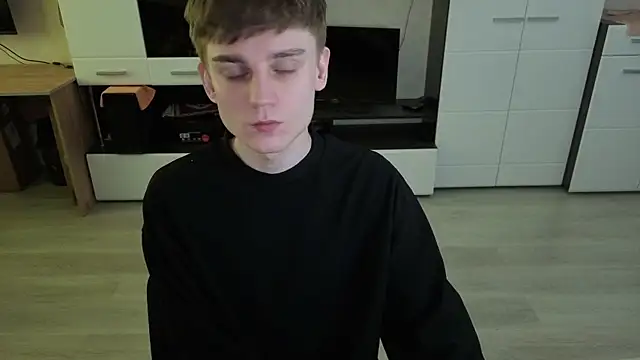 angryzan online show from 7, 4, 2026