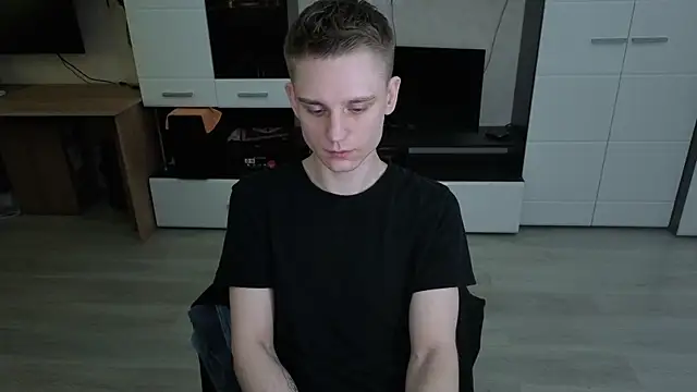 angryzan online show from 20, 4, 2026