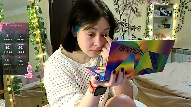 lily noris online show from 7, 12, 2024