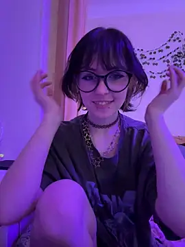 lily noris online show from 1, 12, 2025