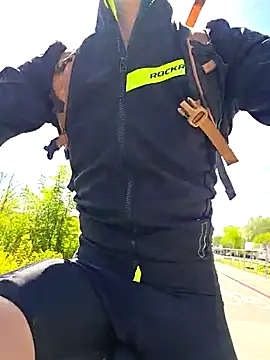 Zeefy online show from 28, 4, 2026