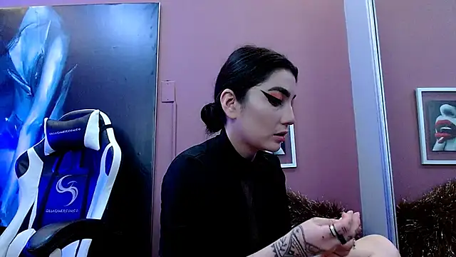 sophy rock online show from 13, 2, 2025