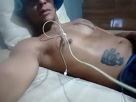 Snapshot of Tawan_Mandrake chatting on 3, 6, 2026 Tawan Mandrake online show from 3, 6, 2026