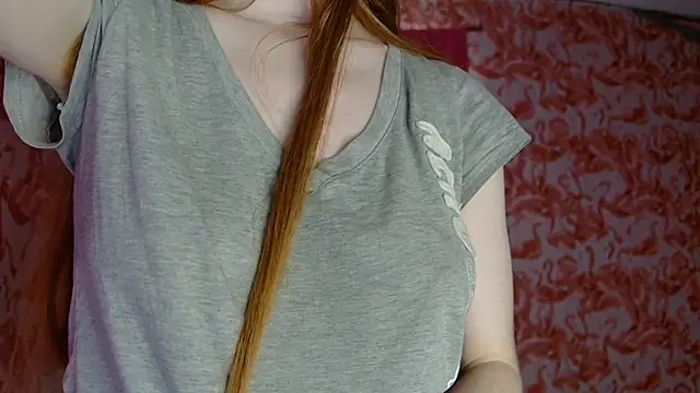 Snapshot of strawberrysmoothie chatting on 9, 7, 2026 strawberrysmoothie online show from 9, 7, 2026