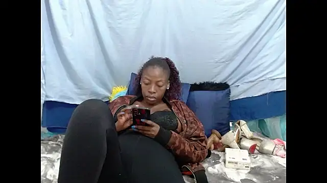 chocolatemix44 online show from 24, 4, 2026