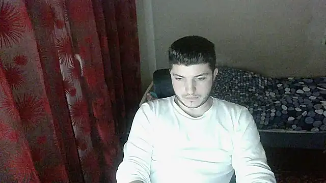 Snapshot of BoiWhore chatting on 17, 12, 2024 BoiWhore online show from 17, 12, 2024