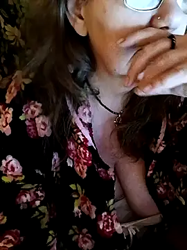 Snapshot of Snezhana chatting on 10, 2, 2025 Snezhana online show from 10, 2, 2025