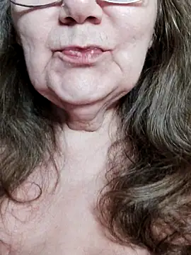 Snapshot of Snezhana chatting on 22, 3, 2026 Snezhana online show from 22, 3, 2026