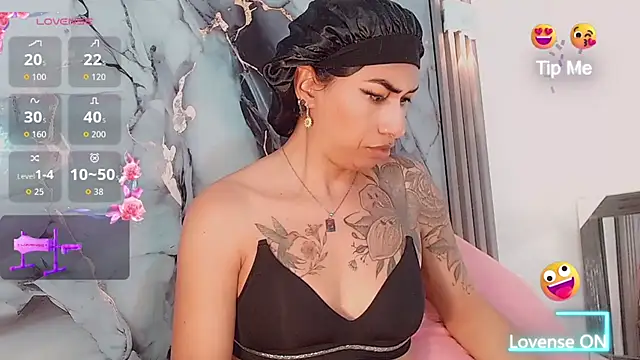 khiara moretti online show from 23, 2, 2026