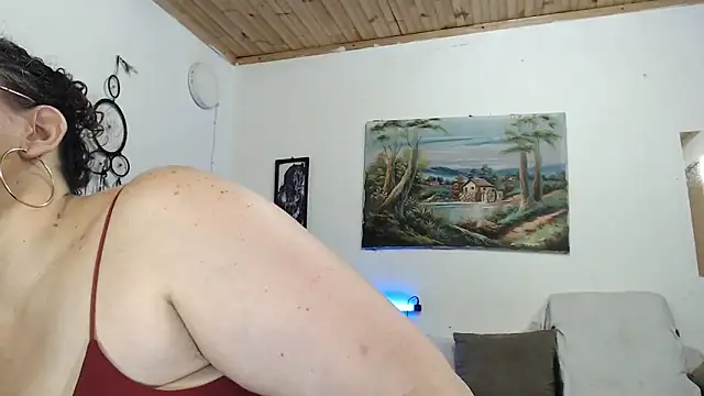 Aleja Gonzales online show from 9, 2, 2026