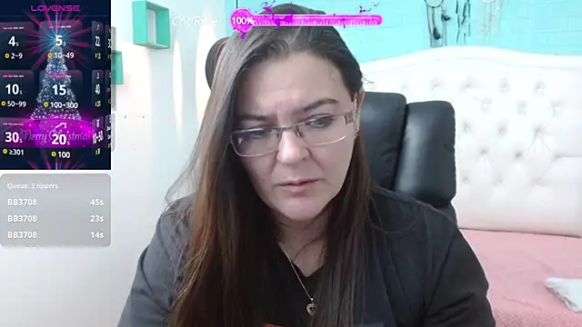 MsJossie online show from 11, 12, 2024