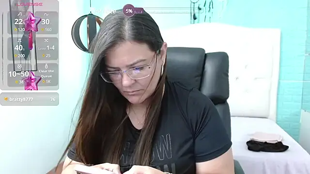 MsJossie online show from 5, 2, 2025