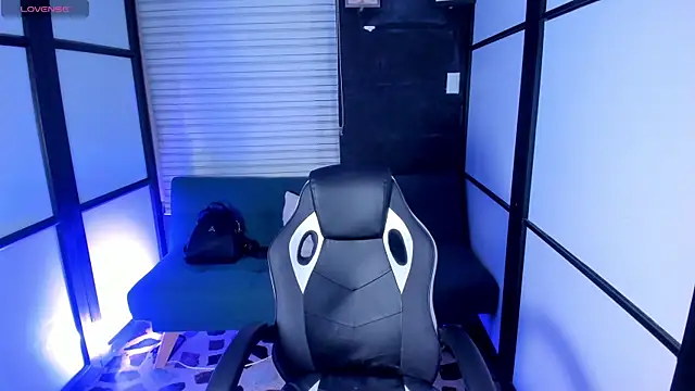 Snapshot of Agathaargent_ chatting on 4, 10, 2025 Agathaargent online show from 4, 10, 2025