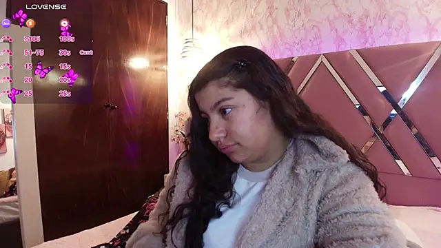 Miaa Smiith1 online show from 3, 3, 2025