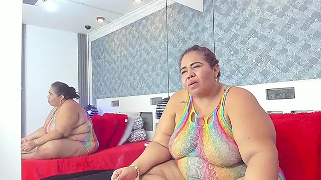 AshleyGrahams online show from 6, 2, 2025