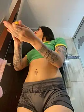 Bunny sexy01 online show from 28, 1, 2025