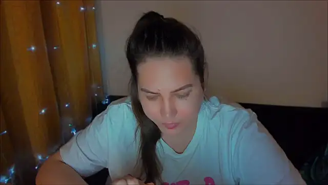 Snapshot of _madalexa_ chatting on 18, 12, 2024 madalexa online show from 18, 12, 2024