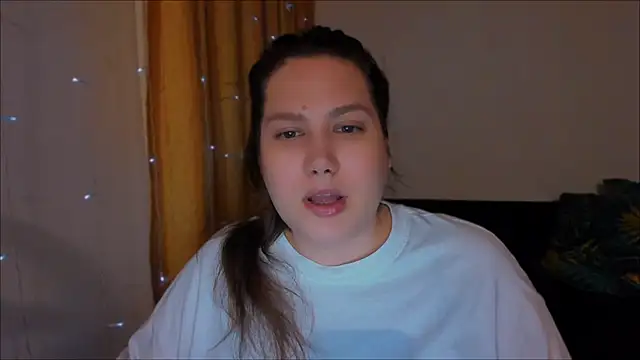 Snapshot of _madalexa_ chatting on 1, 2, 2025 madalexa online show from 1, 2, 2025