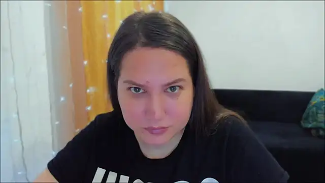 Snapshot of _madalexa_ chatting on 14, 10, 2025 madalexa online show from 14, 10, 2025